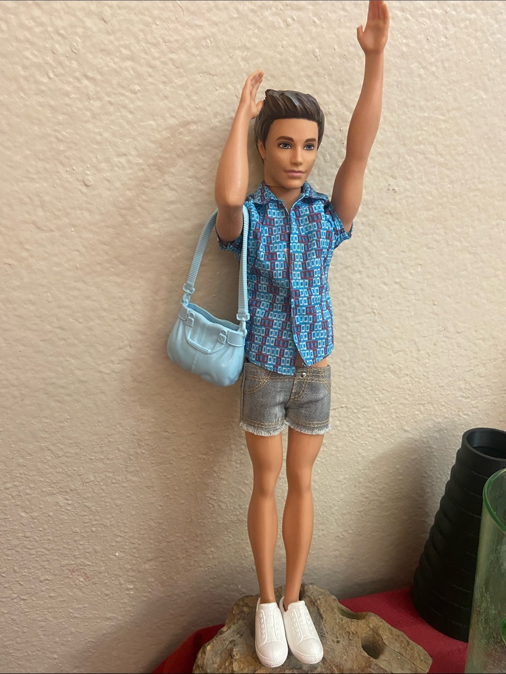 5/$10❤️❤️❤️Ken Doll 2009 Mattel Dude I’m collecting Seashells in my bag!